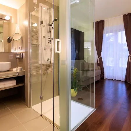 Korkyra Hotel 4*