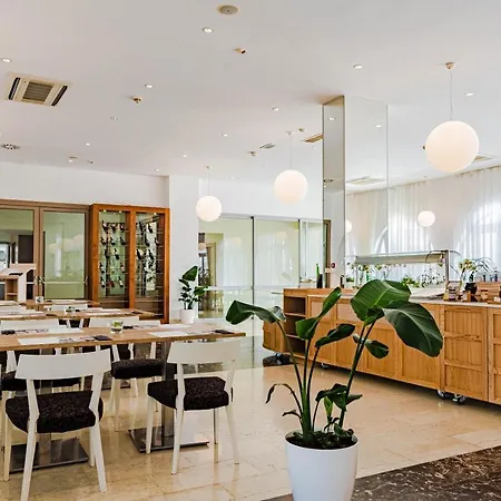 Hotel Korkyra Vela Luka