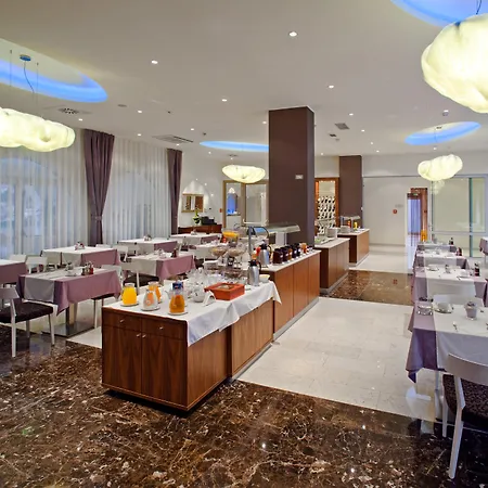 Hotel Korkyra 4*