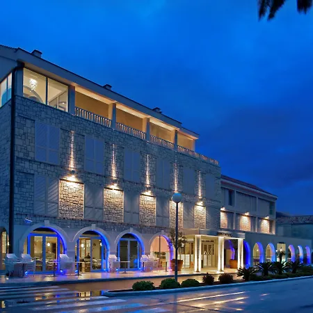 Korkyra 4* Vela Luka