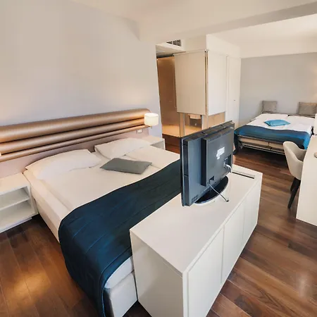 Korkyra Hotel 4*