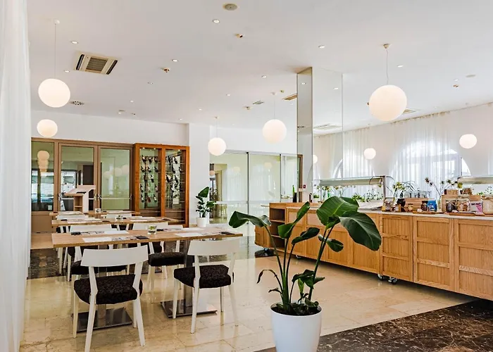 Hotel Korkyra Vela Luka